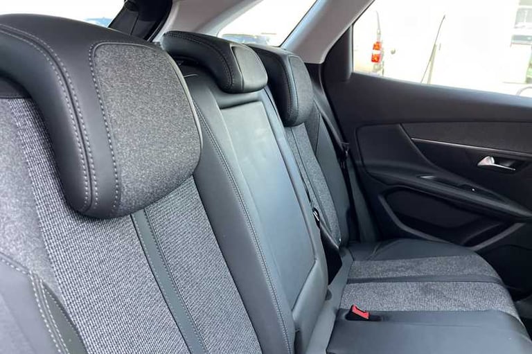 2020 Peugeot 3008 1.2 PureTech GPF Allure SUV 5dr Petrol EAT Euro 6 (s/s) (130 ps) SUV Petrol Aut...