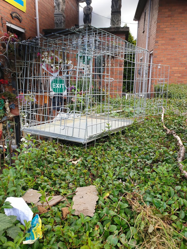 Dog cage
