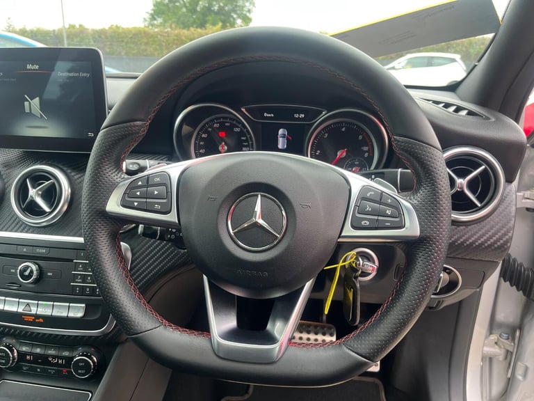 2018 MERCEDES-BENZ A180D AMG LINE 1 OWNER FULL SERVICE HISTORY LOW MILES