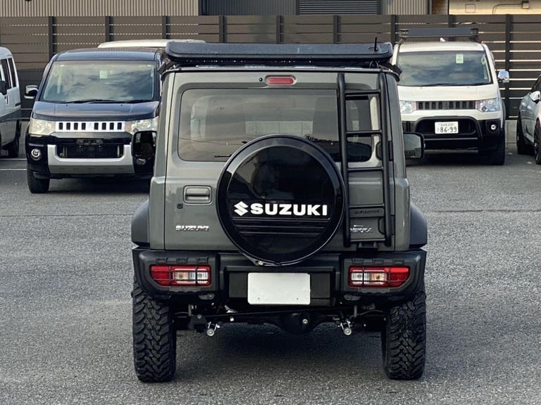 Suzuki jimny sierra 1.5 auto only 1800 miles japanese import body style kit 2025