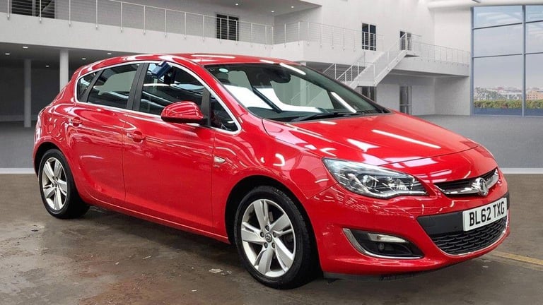 2013 Vauxhall Astra 1.7 CDTi 16V ecoFLEX SRi [130] 5dr [99g/km] HATCHBACK DIESEL Manual