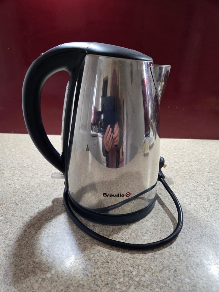 image for BREVILLE S/S KETTLE 