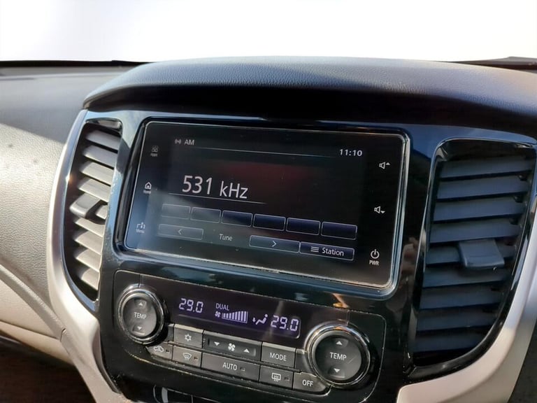 2018 Mitsubishi L200 Double Cab DI-D 178 Barbarian 4WD PICK UP DIESEL Manual