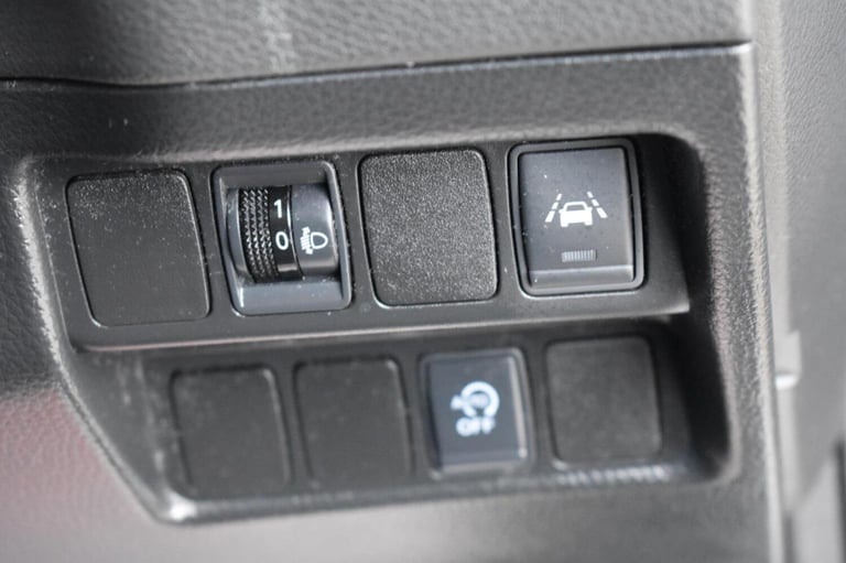 NISSAN QASHQAI 1.5 dCi N-Connecta Euro 6 (s/s) 5dr 2018
