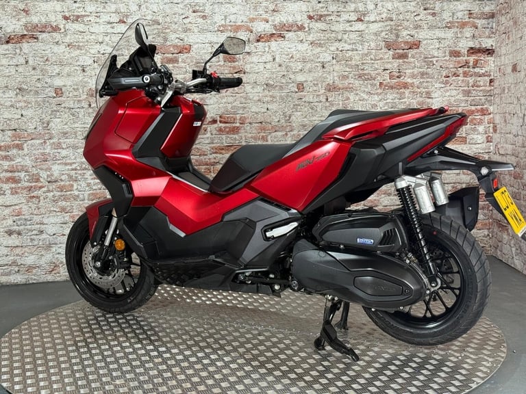HONDA X-ADV - 2023 Petrol Automatic in Red