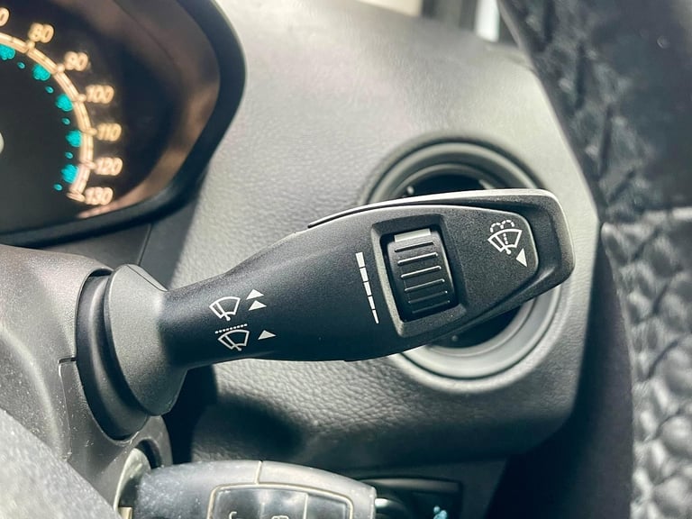 Ford Transit Courier 1.6 TDCI 95 TREND