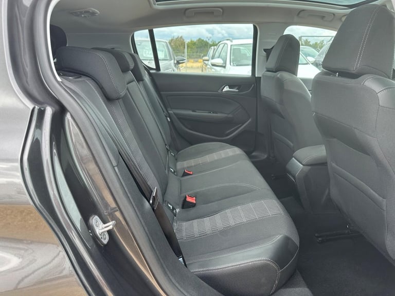 2019 Peugeot 308 1.2 PureTech GPF Allure Euro 6 (s/s) 5dr HATCHBACK Petrol Manual
