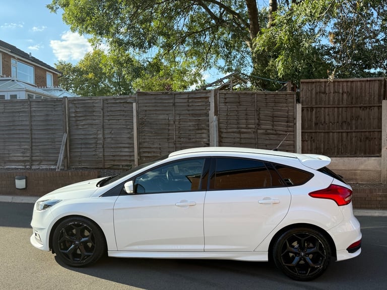 2015 FORD FOCUS 2.0 TDCi 185 ST-2 Diesel 5dr ULEZ EURO 6 CRUISE CONTROL
