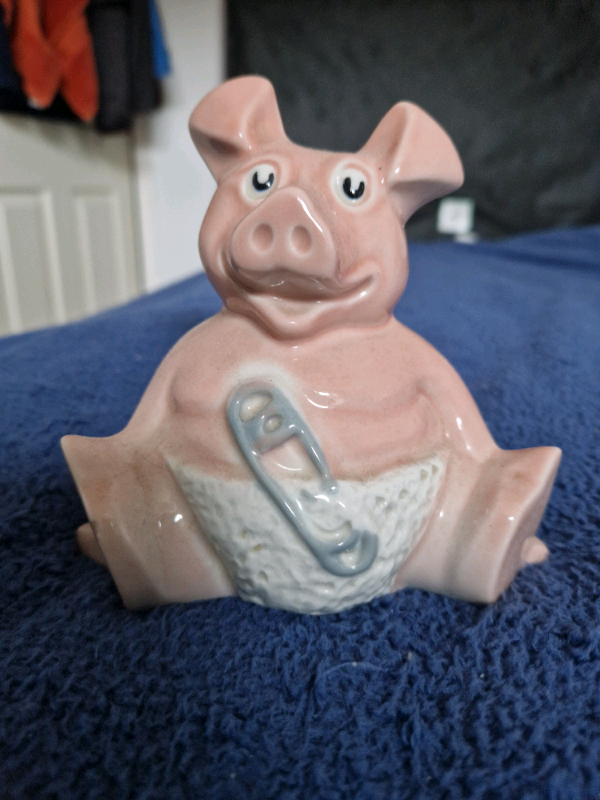 Piggy bank 