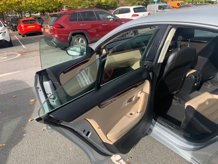 Volkswagen, CC, Coupe, 2013, Manual, 1968 (cc), 4 doors