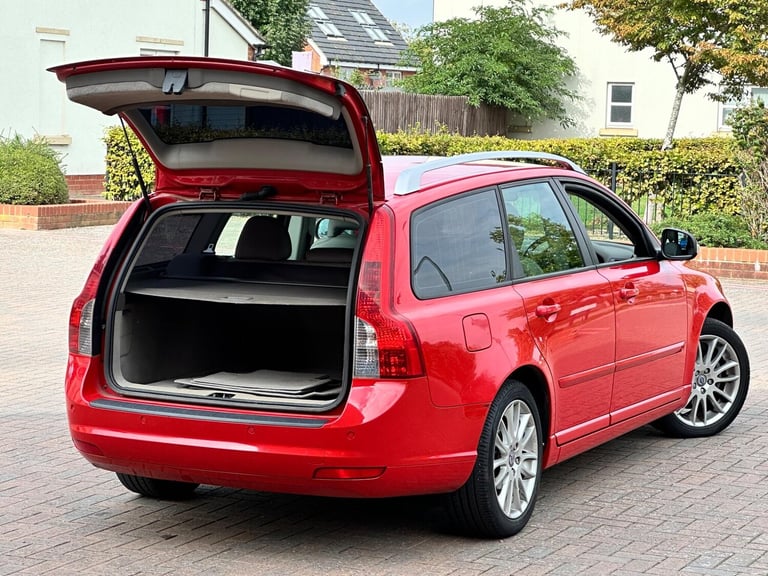 2009 Volvo V50 1.6D DRIVe SE Lux Euro 4 (s/s) 5dr ESTATE Diesel Manual