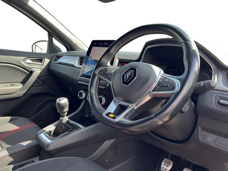  Renault Captur 1.3 Tce Rs Line Suv 5dr Petrol Manual Euro 6 s/s 140 Ps Petrol