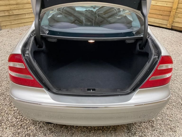 2003 Mercedes-Benz CLK 1.8 CLK200 Kompressor Avantgarde Coupe 2dr Petrol Automatic (214 g/km, 163...