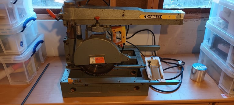 Dewalt DW 110 Power Shop Radial arm saw