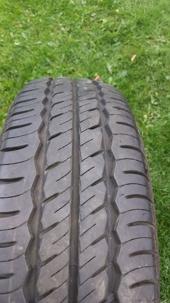195 70 r15 van tyres