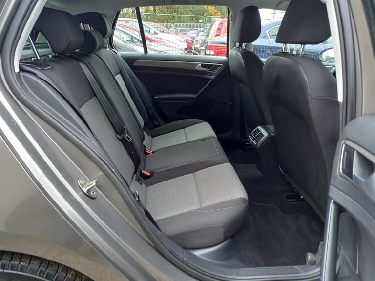 2015 Volkswagen Golf 1.6 TDI 105 S 5dr HATCHBACK Diesel Manual