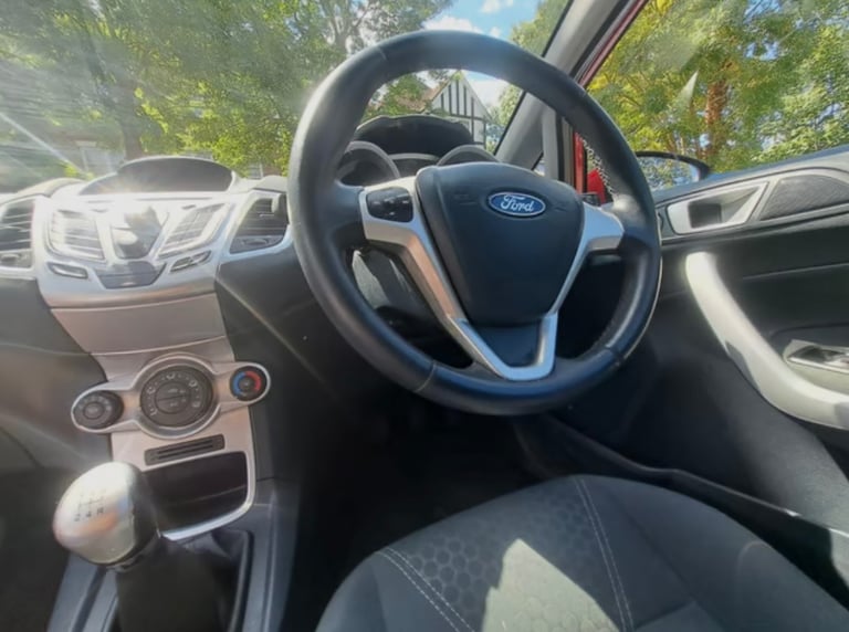 Ford, FIESTA, Hatchback, 2012, Manual, 1242 (cc), 3 doors