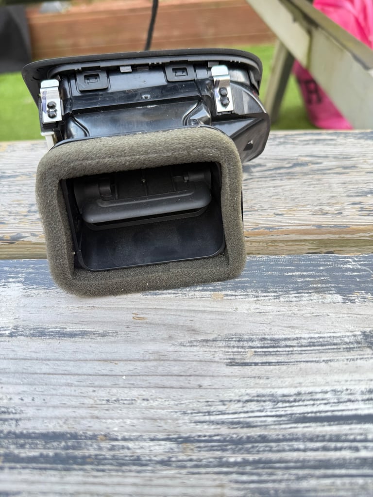 VW Polo air vents mk5 6r 
