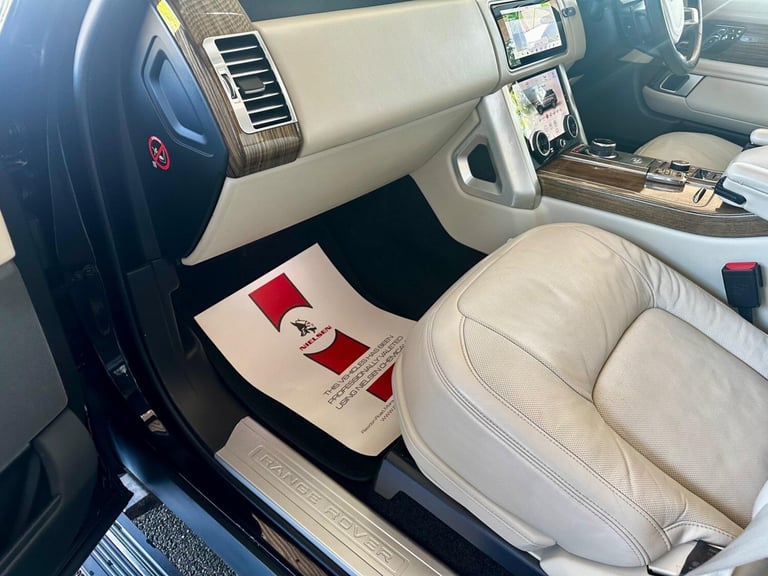  Land Rover Range Rover 4.4 SD V8 Vogue SE Auto 4WD Euro 6 (s/s) 5dr  Diesel Automatic