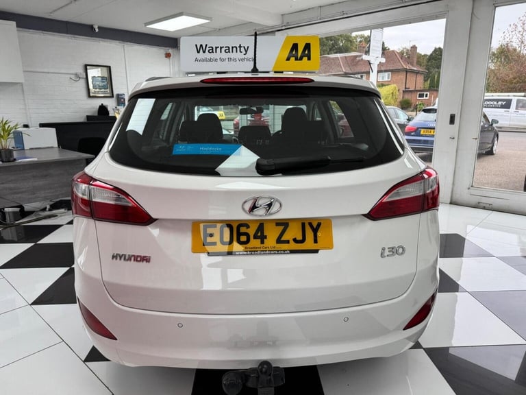 HYUNDAI I30 1.6 CRDi Blue Drive Active Tourer Euro 5 (s/s) 5dr 2014