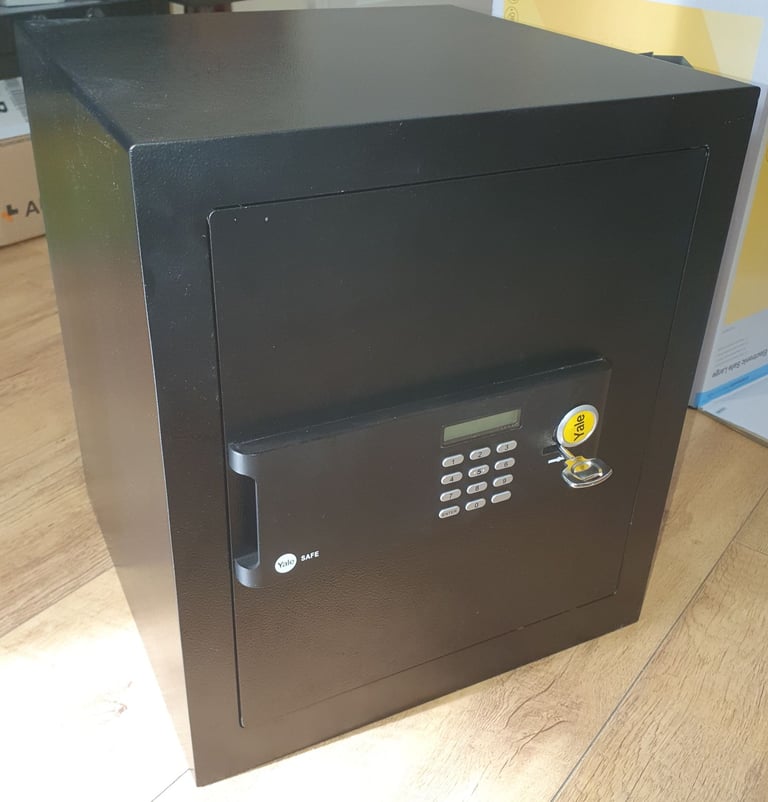image for YALE Electronic Safe Large 1 Key FAULTY COLLECT ONLY LONDON NW9