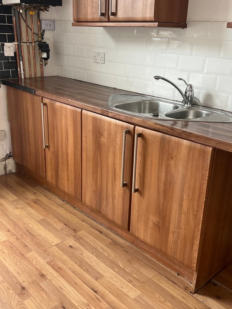 3 bedroom close to city centre 