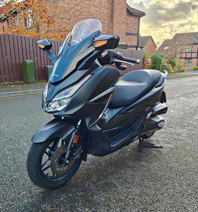 2022 Honda Nss Forza 350 . 1 Owner. Like Yamaha Suzuki Kawasaki bmw 