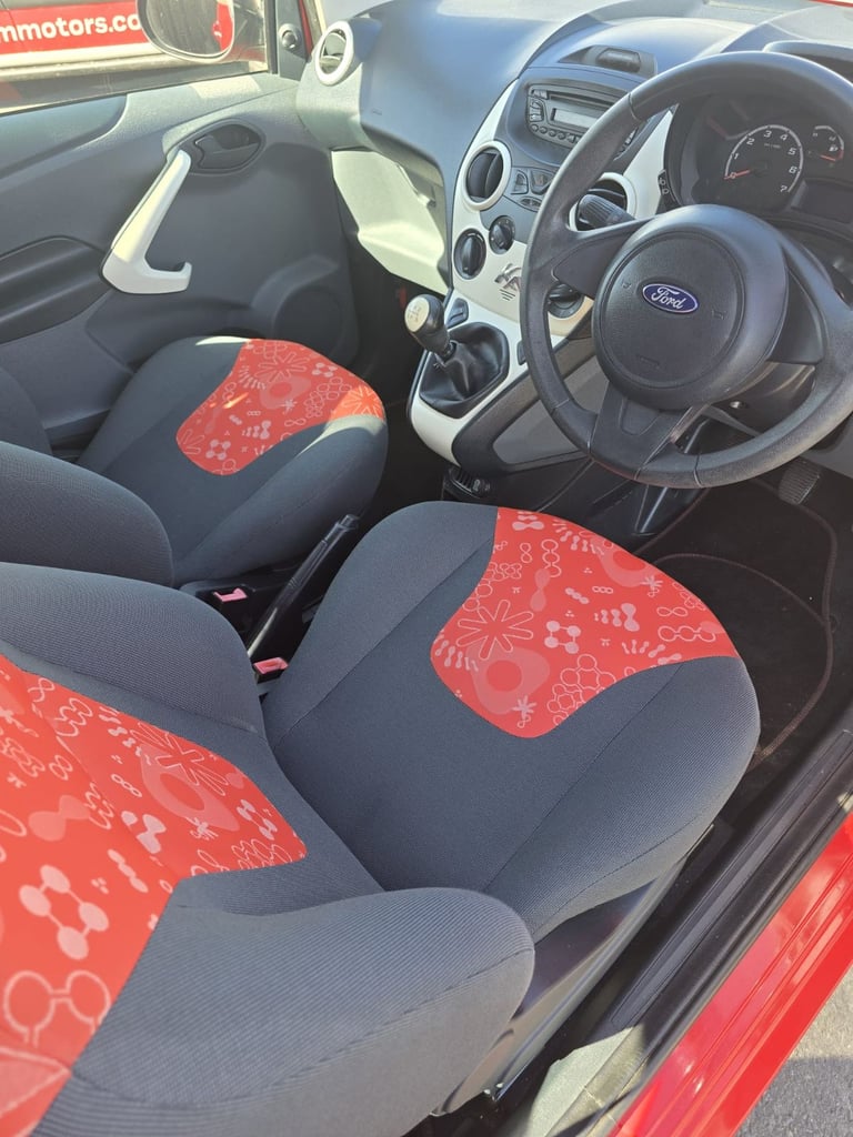 Ford, KA, Hatchback, 2015, Manual, 1242 (cc), 3 doors