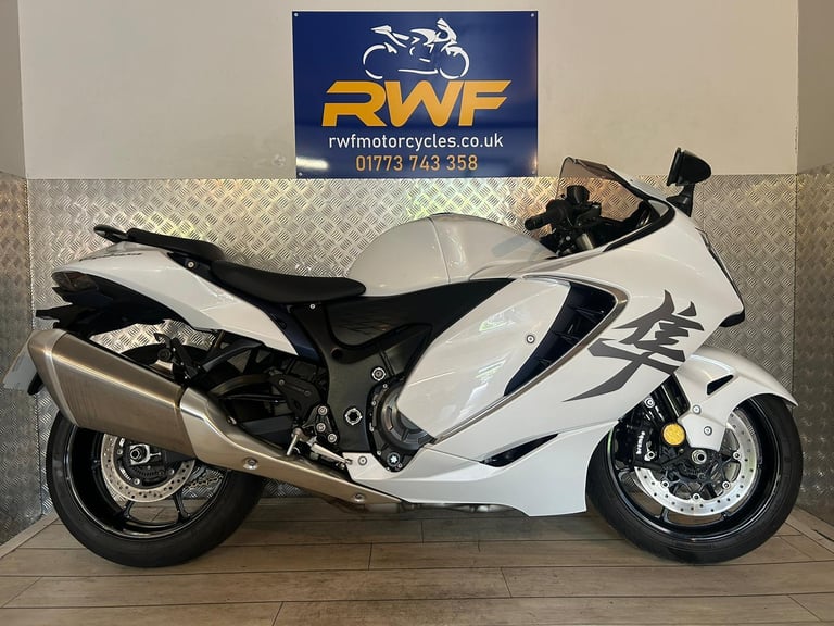 SUZUKI GSX 1300 R HAYABUSA, 2022, SUPERB COND, ONLY 1,889 MILES, FULL SUZUKI SH