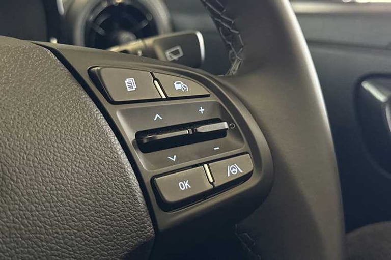 2025 Hyundai i10 1.0 Advance Hatchback 5dr Petrol Auto Euro 6 (s/s) (63 ps) Hatchback Petrol Auto...