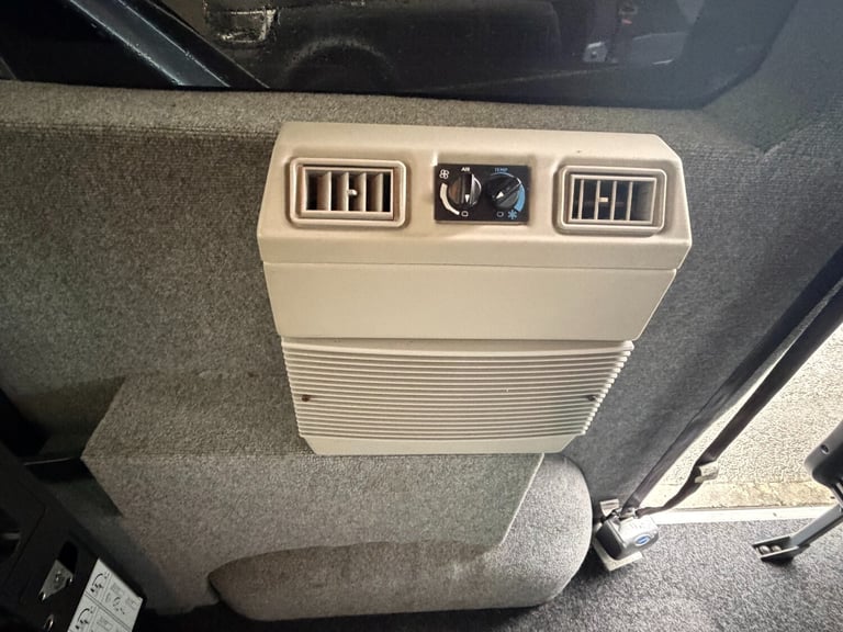 2016 Renault Master SL28dCi 125 Business AUTOMATIC WHEELCHAIR ACCESS/CAMPER PANEL VAN Diesel Auto...