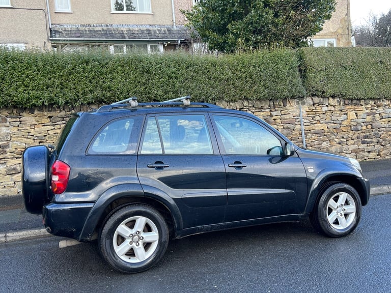 2005 TOYOTA RAV-4 2.0 XT3 VVT-I PETROL MANUAL 5 DOORS BLACK