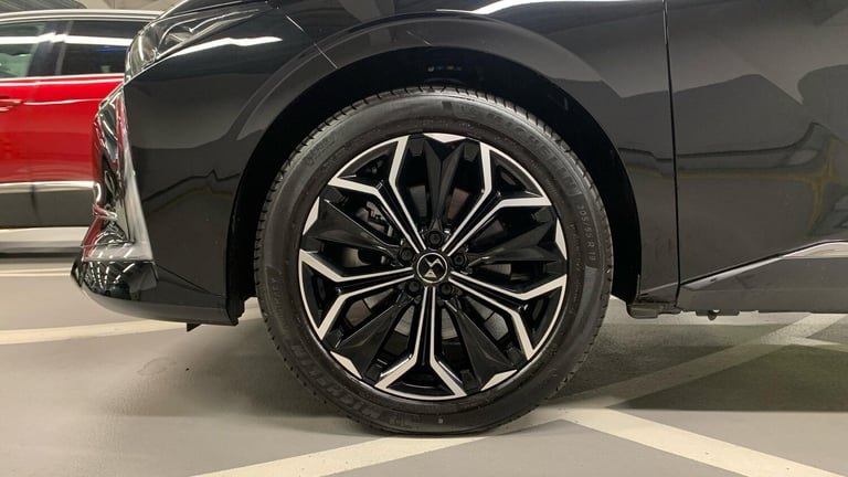 2025 DS Automobiles DS 4 1.6 E-TENSE 12.4kWh Rivoli Hatchback 5dr Petrol Plug-in Hybrid EAT8 Euro...