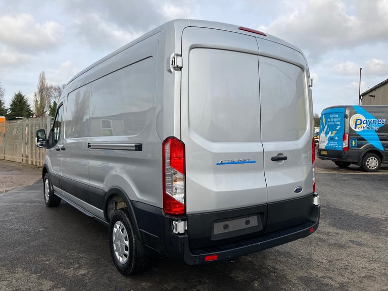 BRAND NEW ELECTRIC Ford E-Transit Trend Van 1.7 68kwh 184ps AUTO Moondust Silver