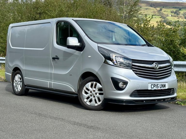 image for VAUXHALL VIVARO 1.6 CDTi 2700 BiTurbo ecoFLEX Sportive 2015