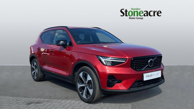 image for 2024 Volvo XC40 Plus, B4 Mild hybrid, Petrol, Dark ESTATE Petrol/Electric Hybrid Automatic