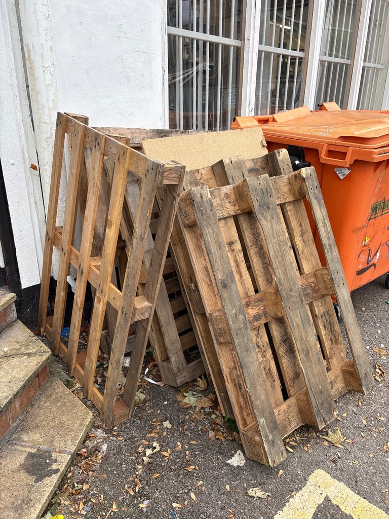 image for Pallets - Free -Collection Only