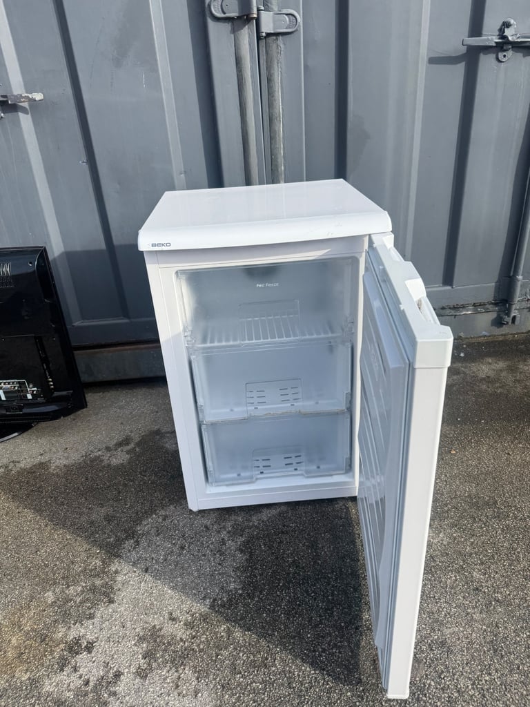 Beko Undercounter Freezer 60cm 