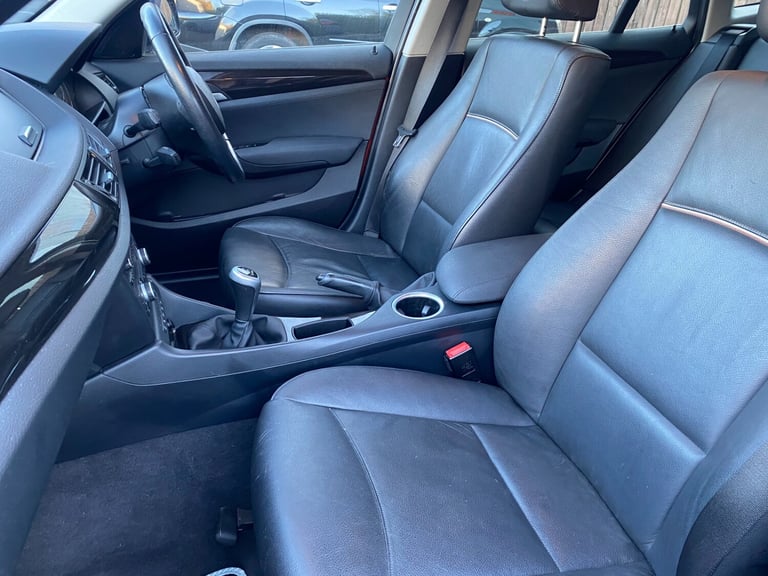 2013 BMW X1 xDrive 18d xLine 5dr ESTATE Diesel Manual