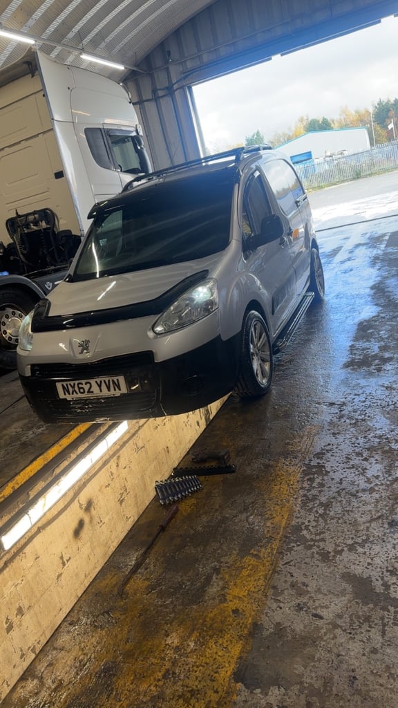 Peugeot, PARTNER, Panel Van, 2012, Manual, 1560 (cc)