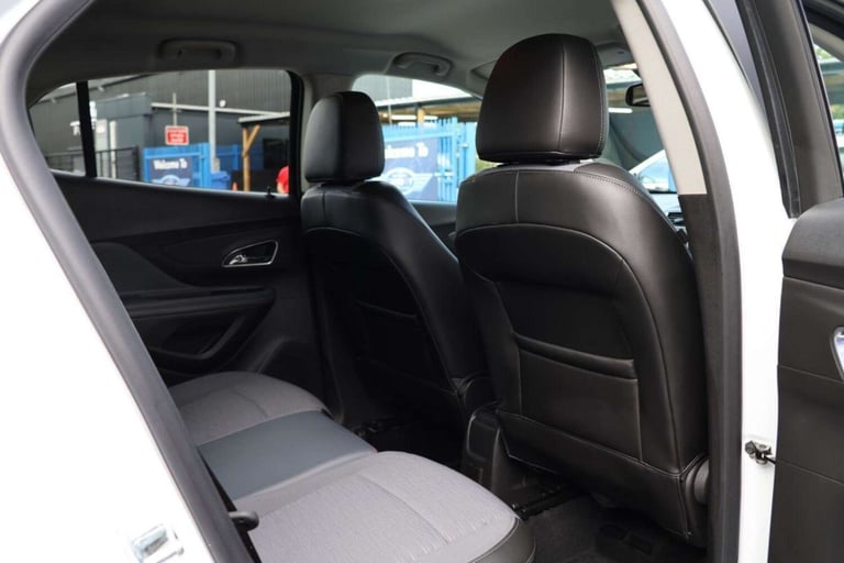 2015 Vauxhall Mokka 1.6 CDTi Limited Edition 5dr HATCHBACK DIESEL Manual