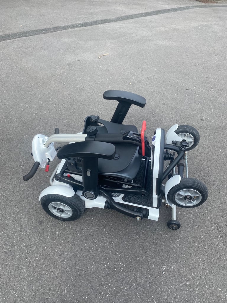 TGA Minimo Folding Mobility Scooter 