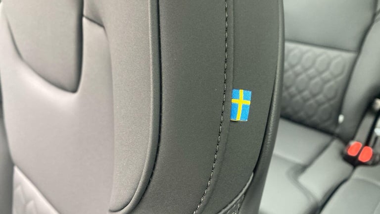 2025 Volvo XC90 Plus, B5 AWD Mild hybrid, Petrol, Dark, 7 Seats ESTATE Petrol/Electric Hybrid Aut...