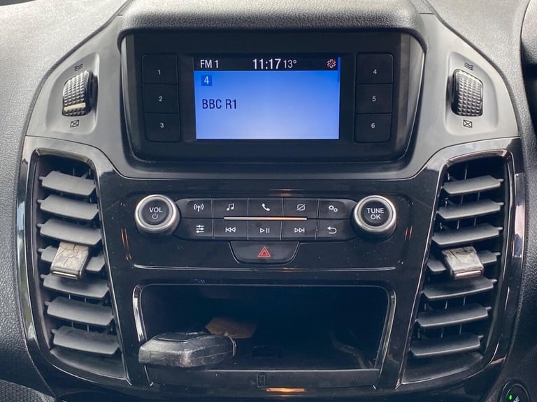 2019 Ford Transit Connect 1.5 200 EcoBlue Limited Panel Van 5dr Diesel Manual L1 Euro 6 (s/s) (12...