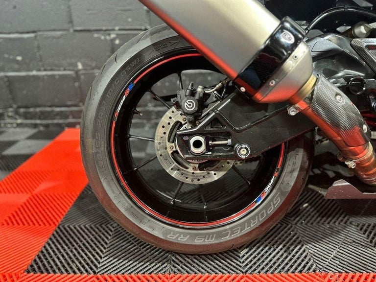 2015 15 BMW S 1000 RR FINANCE SPECIALISTS APPLY NOW