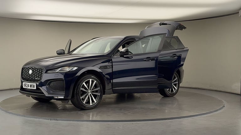 2024 Jaguar F-Pace 2.0 D200 MHEV R-Dynamic SE Black SUV 5dr Diesel Auto AWD Euro 6 (s/s) (204 SUV...