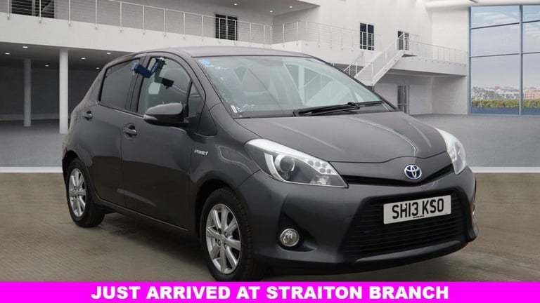 image for 2013 Toyota Yaris 1.5 VVT-h T4 Hatchback 5dr Petrol Hybrid CVT Euro 5 (101 ps) Hatchback Automatic