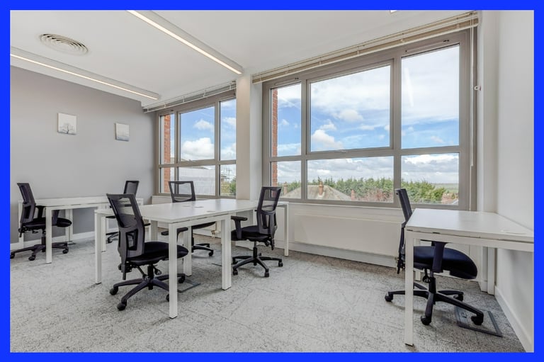 Kings Langley - WD4 8BH, Find office space in Kings House for 5 people with everything taken care of