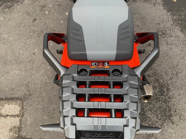 Suzuki DL 1050 V-STROM - 3652 miles - 2 YEAR WARRANTY