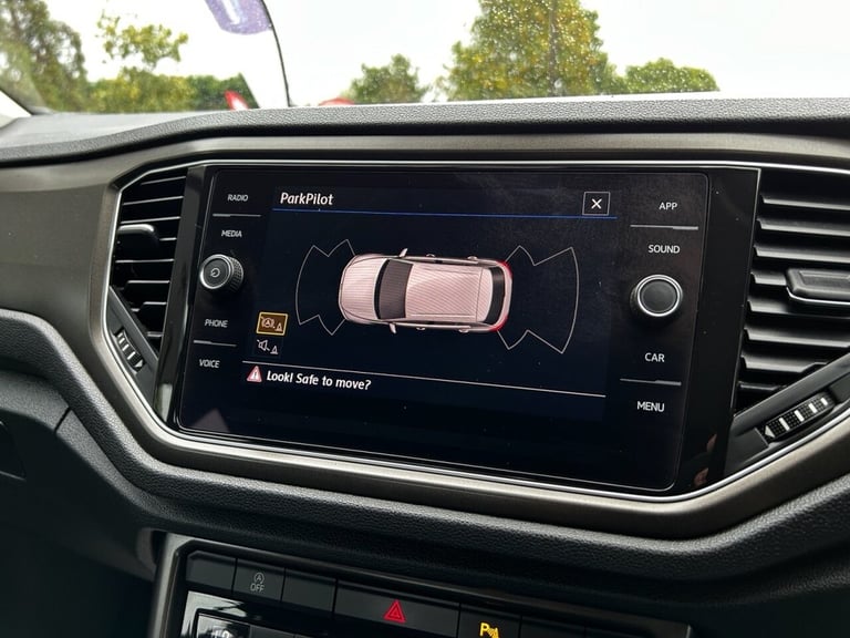 2018 Volkswagen T-Roc 1.6 TDI SE SUV 5dr Diesel Manual Euro 6 (s/s) (115 ps) HATCHBACK Diesel Manual